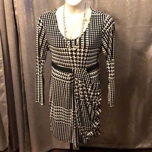 Houndstooth Print Wrap Dress